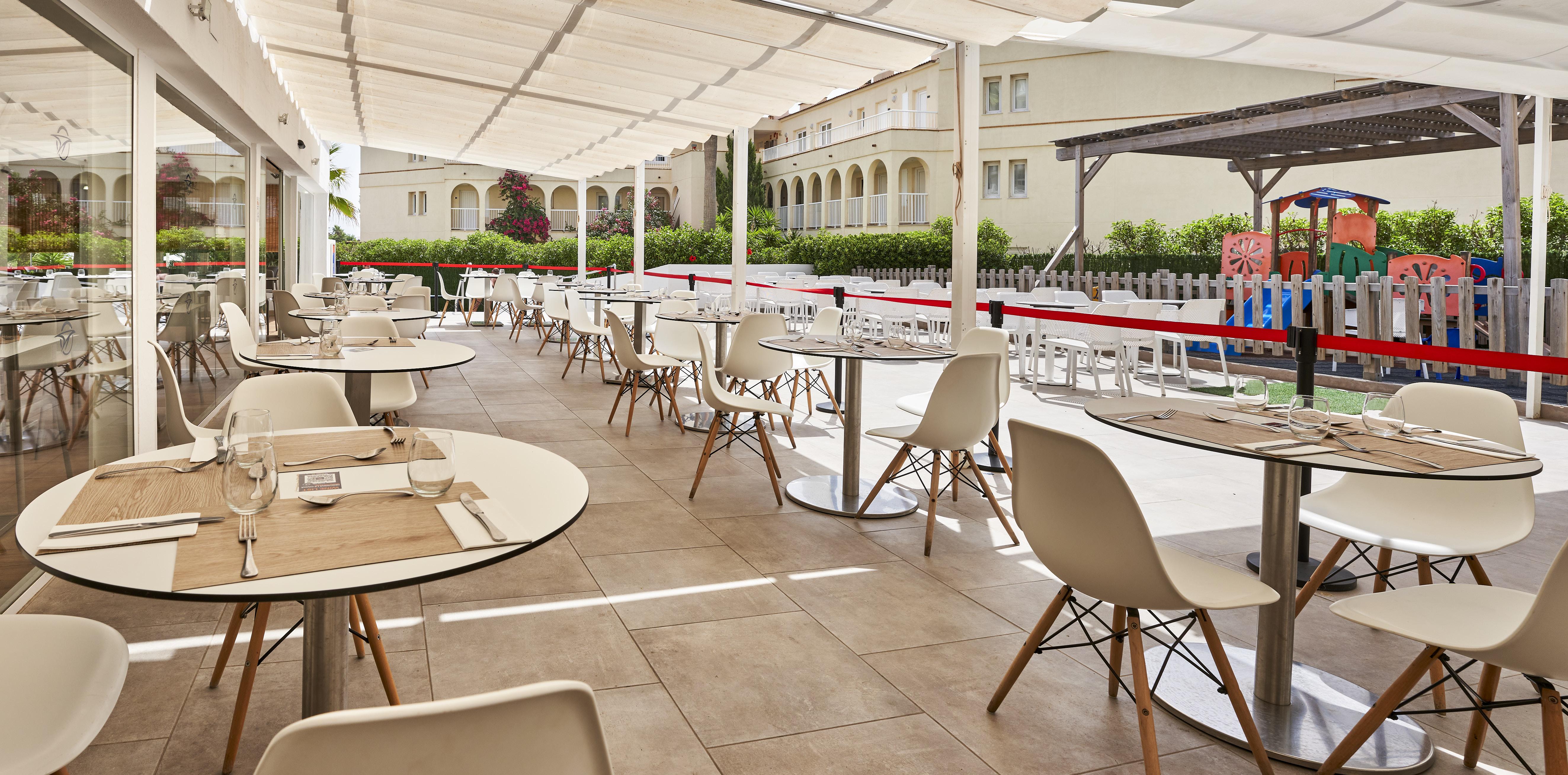 Smartline Cala N Bosch Hotel Кала-ен-Бош Екстер'єр фото
