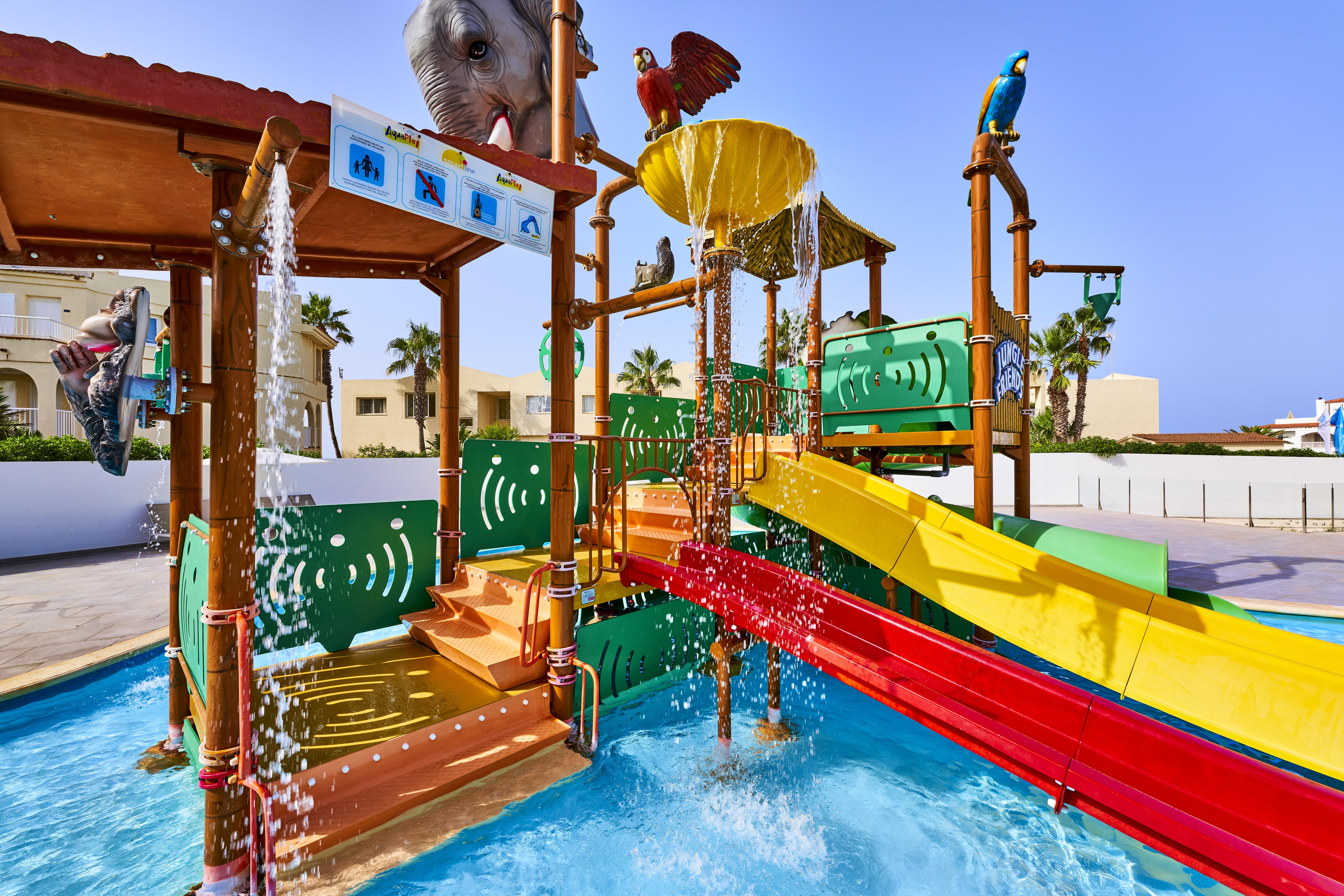 Smartline Cala N Bosch Hotel Кала-ен-Бош Екстер'єр фото
